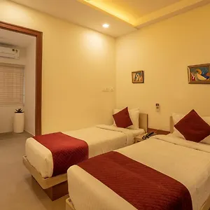 Hotel Br Residency, Thrissur